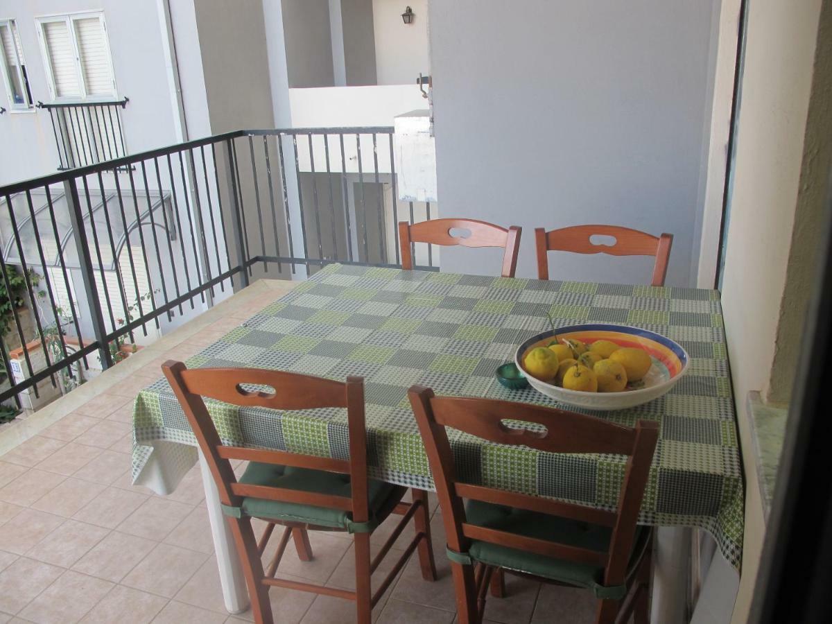 Bed and Breakfast La Casa Del Nonno Milazzo Exterior foto
